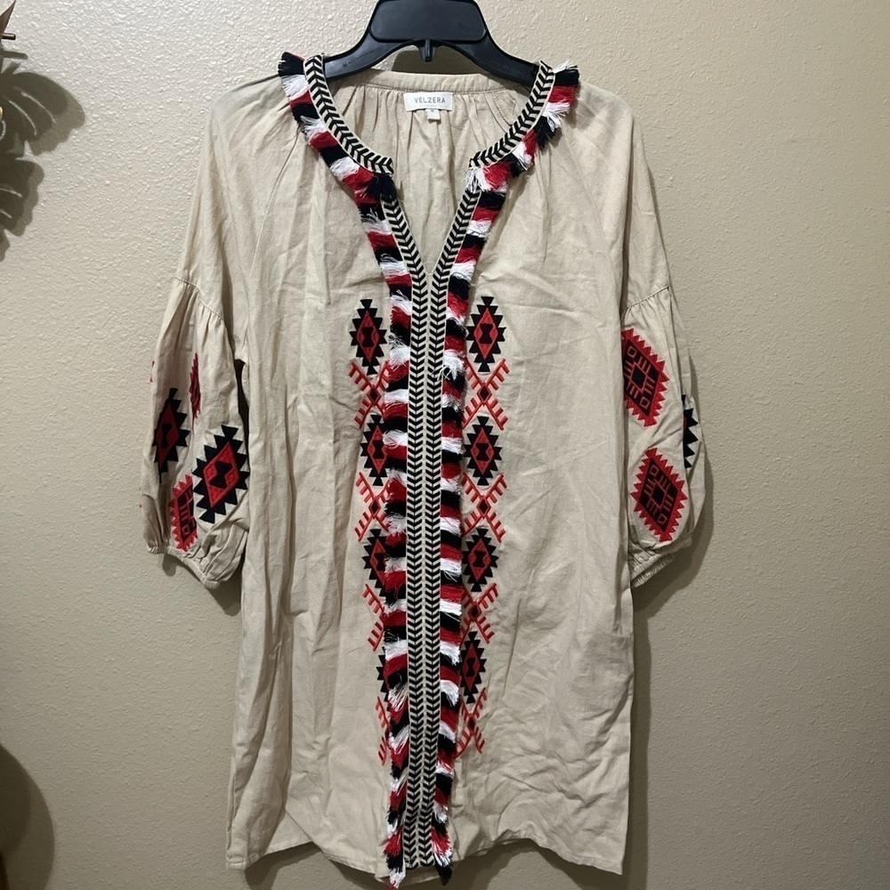 Velzera Off White Tribal Embroidered Fringe Dress SZ Medium Puff Sleeve